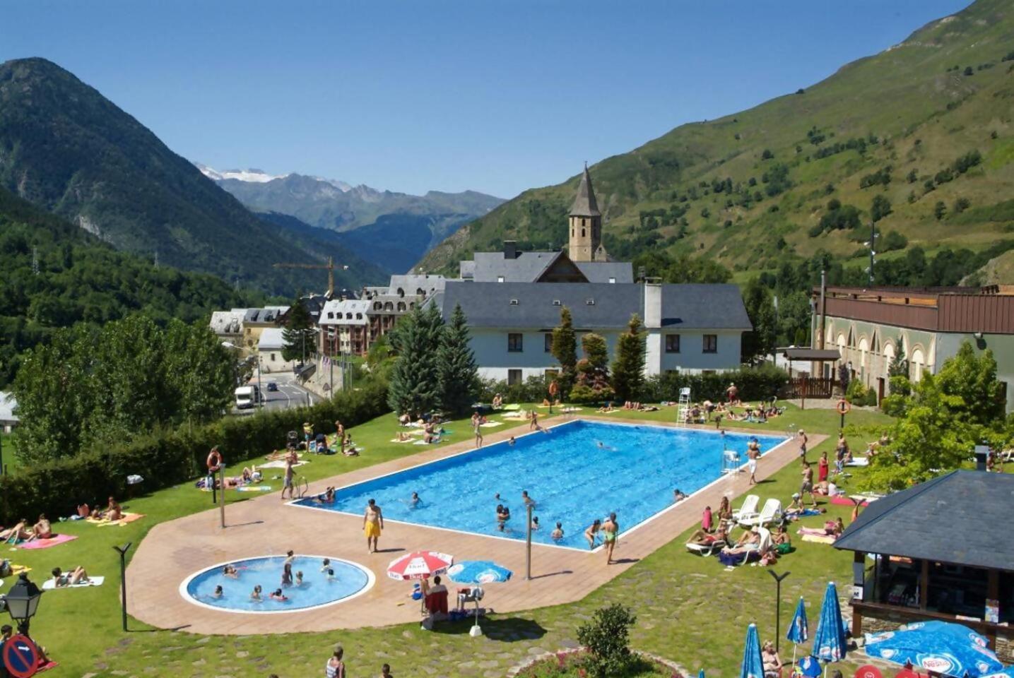 Espacioso Apartamento Con Jardin En Salardu Naut Aran Exteriér fotografie